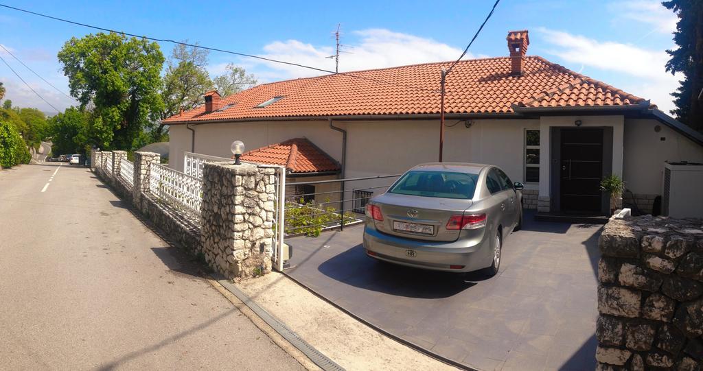Unique Apartment אופטיה מראה חיצוני תמונה